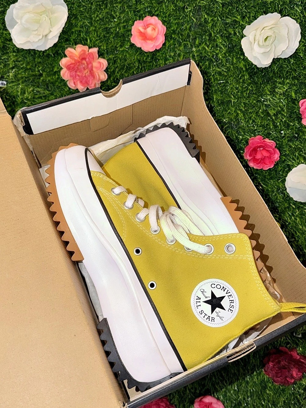 Converse Run Star Hike High Bitter Lemon Yellow & White US 8.5 Like New - Picture 3 of 6